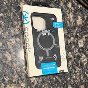 NWT iPhone 13PRO phone case